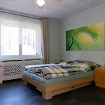 Mit Pool - Im Seusslitzer Grund * Diesbar-Seusslitz