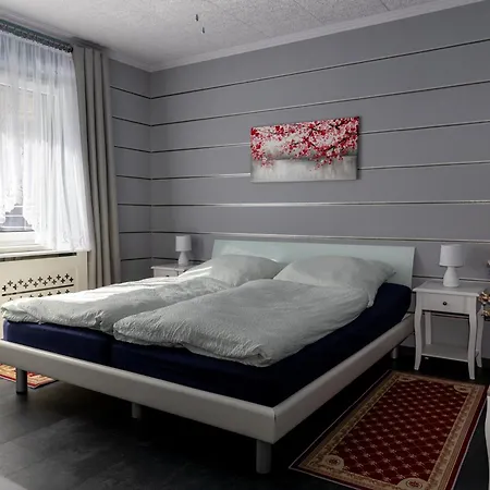 Mit Pool Im Seusslitzer Grund 펜션