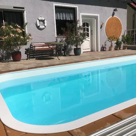 펜션 Mit Pool Im Seusslitzer Grund