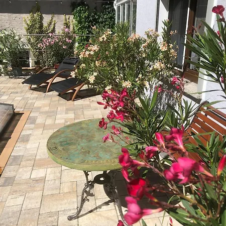 펜션 Mit Pool Im Seusslitzer Grund *