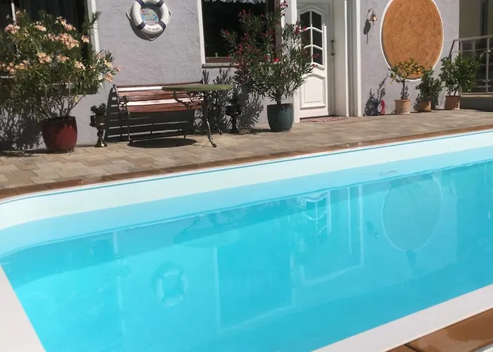 Дом отдыха Ferienhaus Mit Pool - Pension Im Seusslitzer Grund